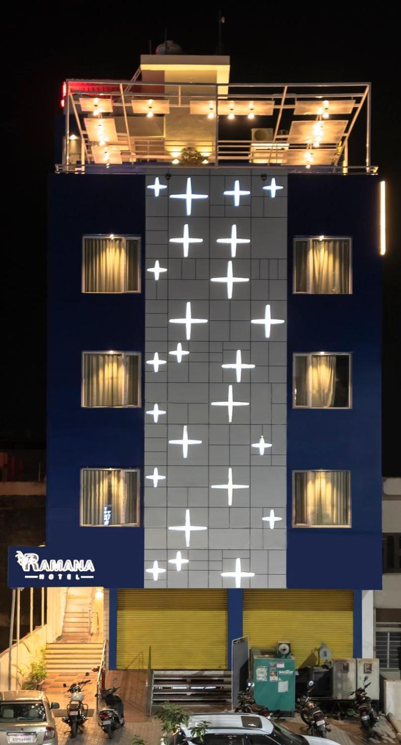 Ramana Hotel อุเดเปอร์ ภายนอก รูปภาพ